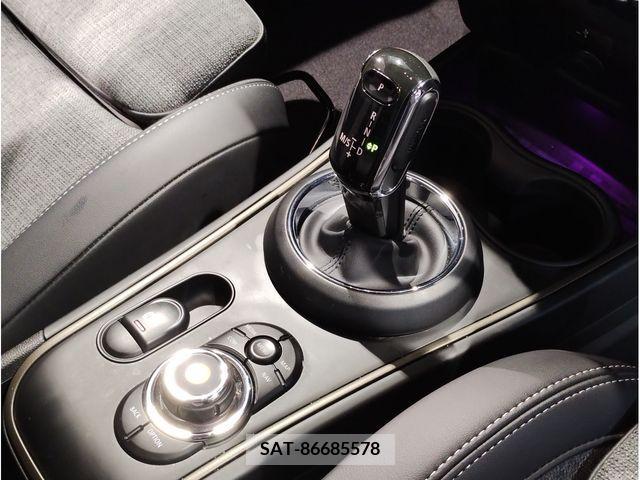 Bmw MINI 2021-04 234590-8