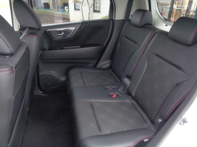 Honda N-WGN 2013-11 193368-12