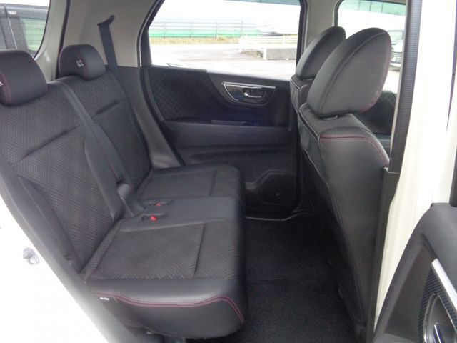 Honda N-WGN 2013-11 193368-11