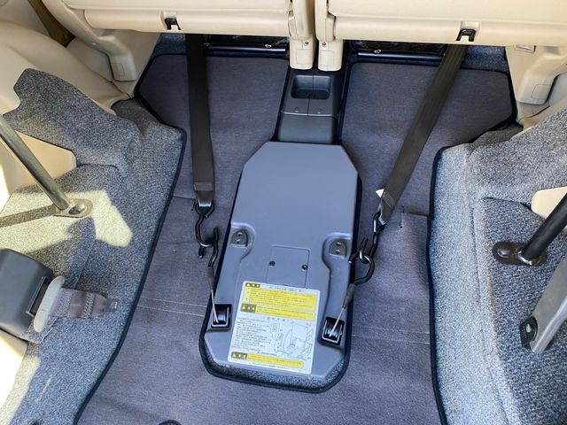 Toyota SIENTA 2008-10 27870-4