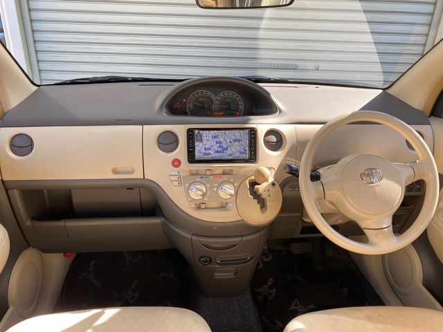 Toyota SIENTA 2008-10 27870-8