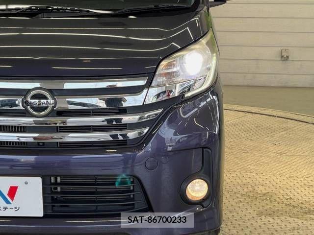 Nissan DAYZ 2015-08 359121-12