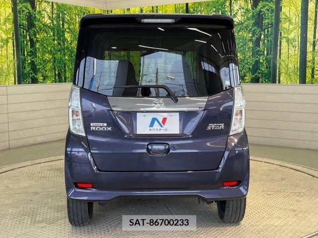 Nissan DAYZ 2015-08 359121-15