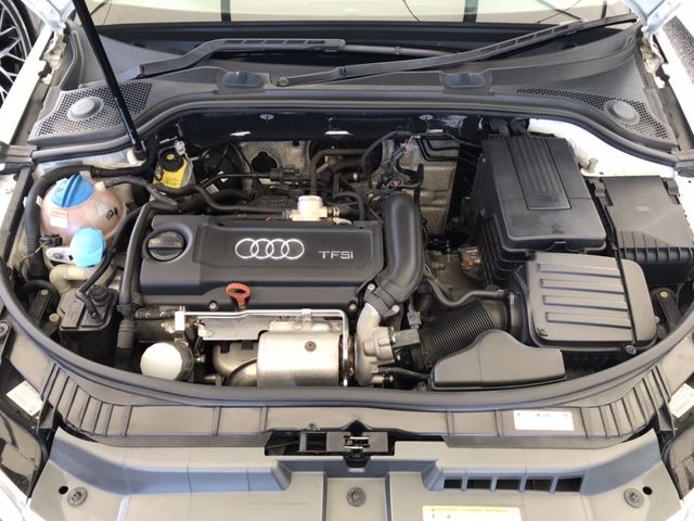 Audi A3 2010-05 2427-24