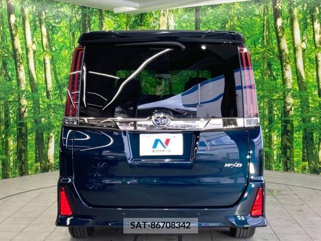 Toyota NOAH 2021-08 365090-16