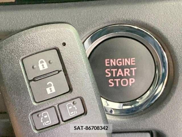 Toyota NOAH 2021-08 365090-7