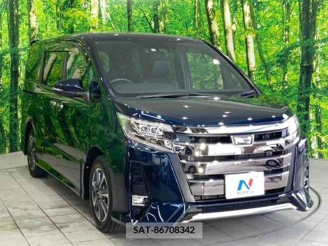 Toyota NOAH 2021-08 365090-17