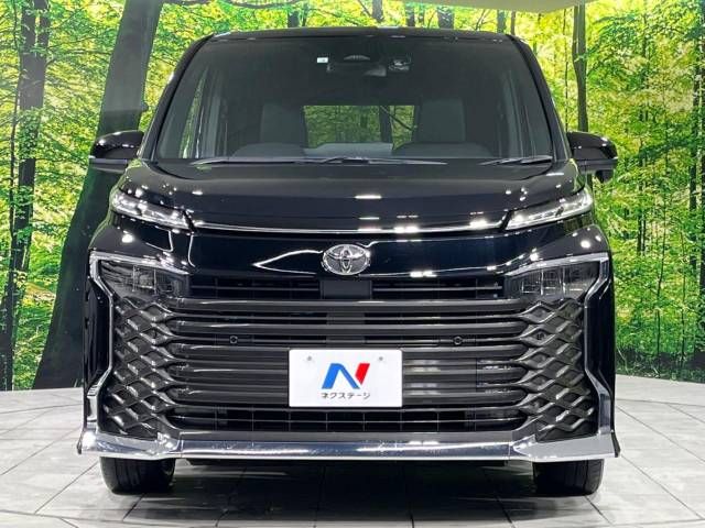 Toyota VOXY 2023-04 195460-15