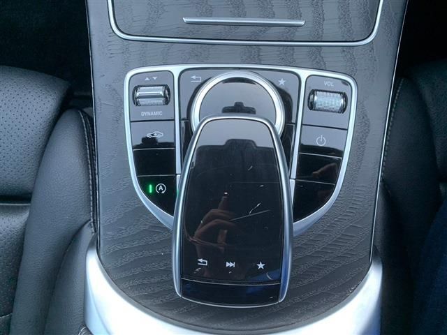 Mercedes Benz C-CLASS 2018-02 183852-28