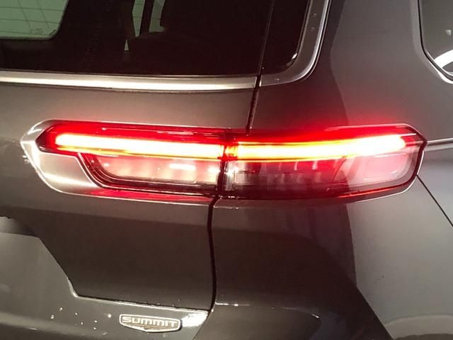 Jeep GRAND CHEROKEE 2023-01 189383-8