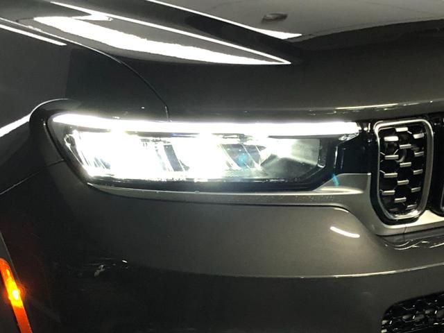 Jeep GRAND CHEROKEE 2023-01 189383-7