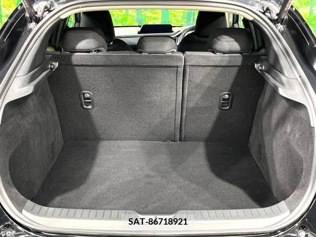 Mazda CX-30 2022-09 396190-10