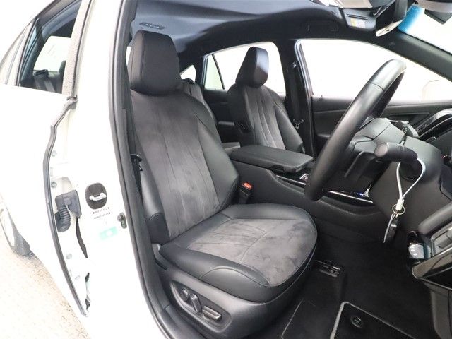Toyota CROWN SEDAN 2019-09 17186-3