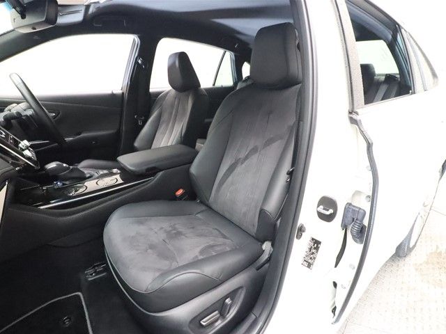Toyota CROWN SEDAN 2019-09 17186-5