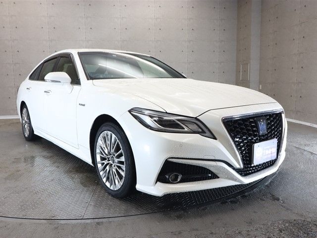 Toyota CROWN SEDAN 2019-09 17186-21