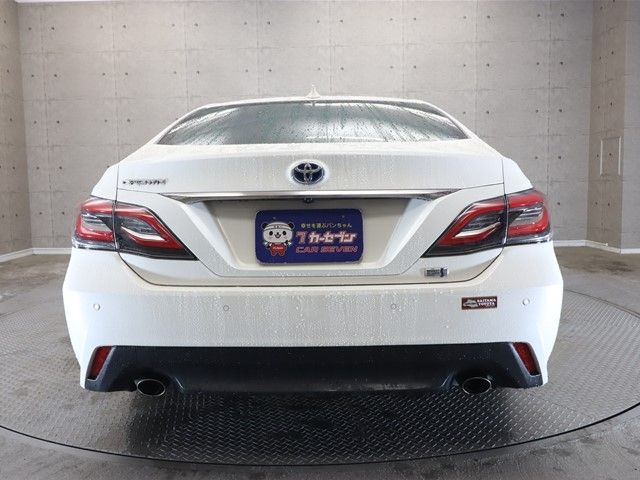 Toyota CROWN SEDAN 2019-09 17186-23