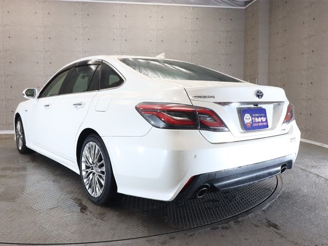 Toyota CROWN SEDAN 2019-09 17186-24
