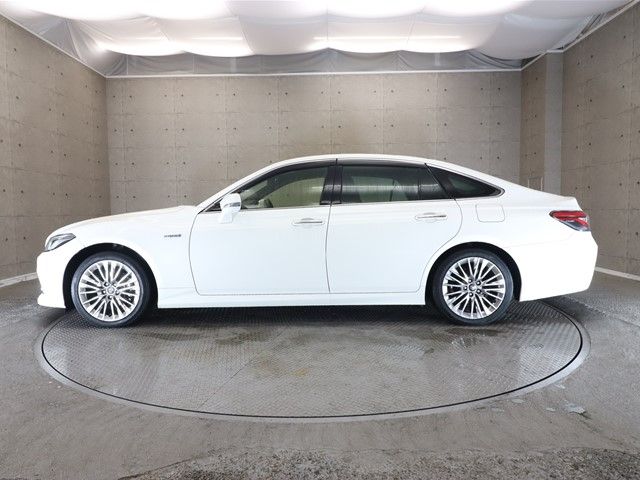 Toyota CROWN SEDAN 2019-09 17186-25