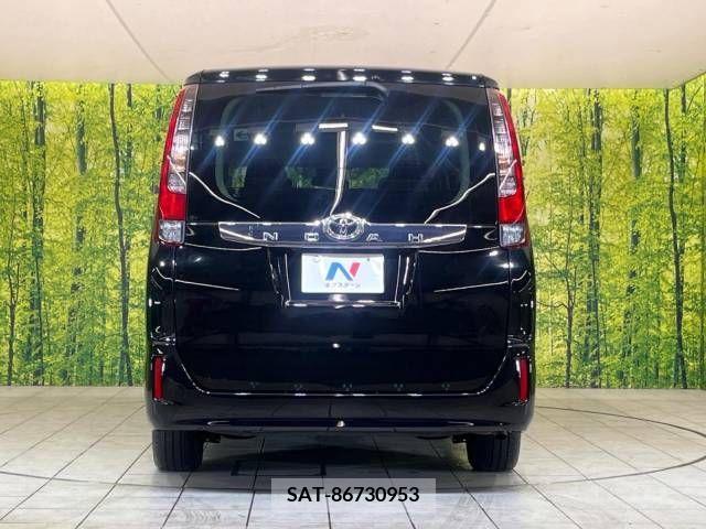 Toyota NOAH 2017-05 279497-18