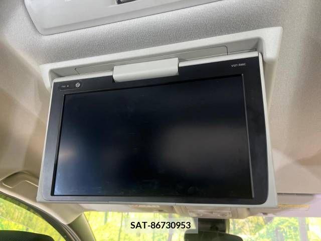 Toyota NOAH 2017-05 279497-4