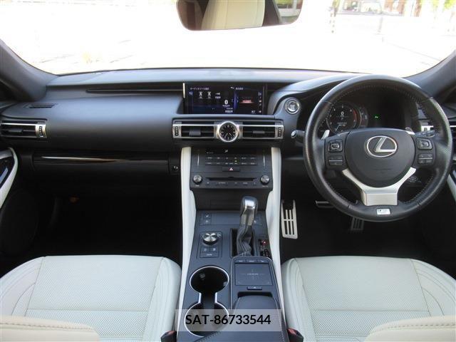 Lexus RC 2019-05 300000-4