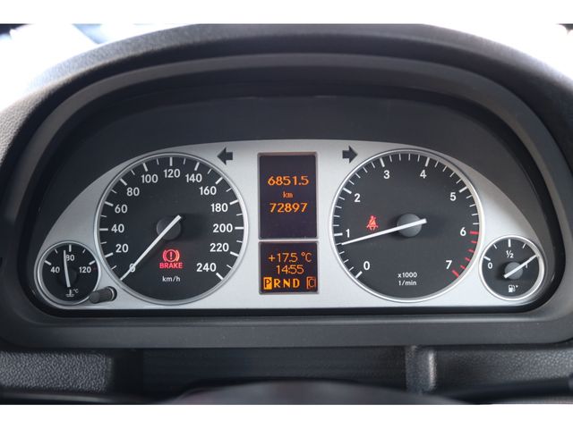 Mercedes Benz B-CLASS 2010-06 190675-18