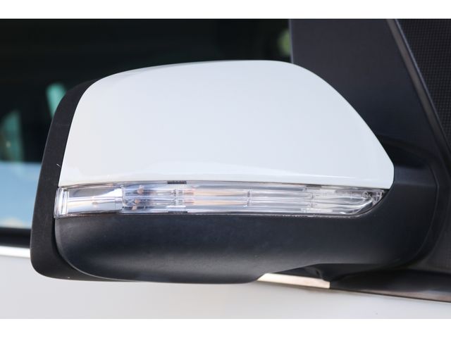 Mercedes Benz B-CLASS 2010-06 190675-11