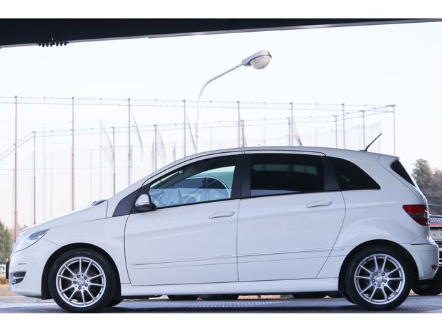Mercedes Benz B-CLASS 2010-06 190675-6