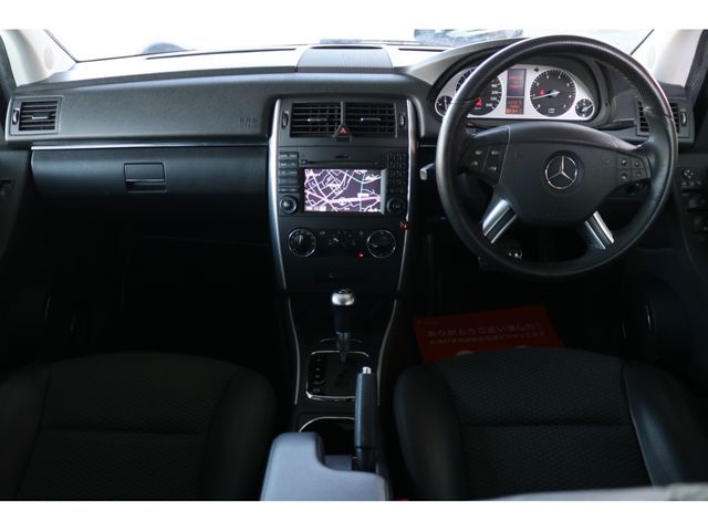Mercedes Benz B-CLASS 2010-06 190675-1