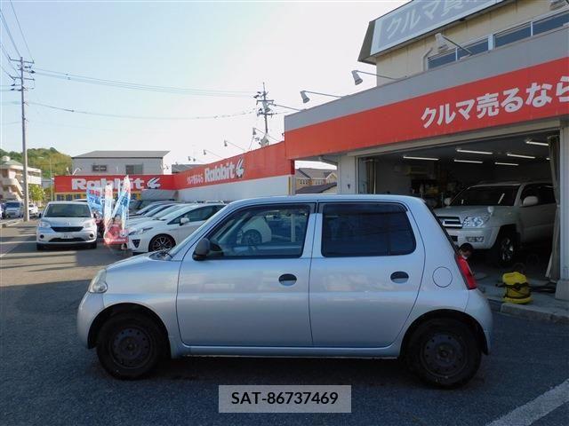 Daihatsu ESSE 2011-06 297301-5
