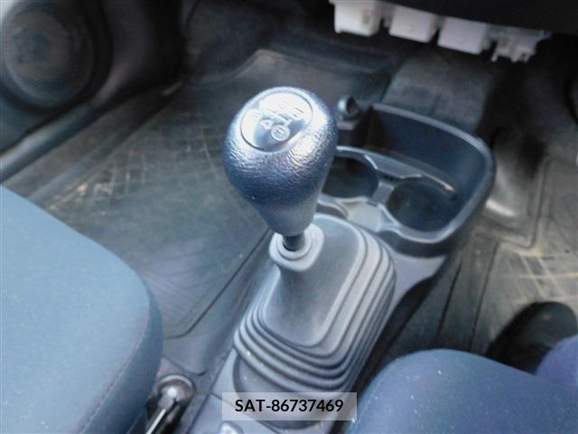 Daihatsu ESSE 2011-06 297301-19