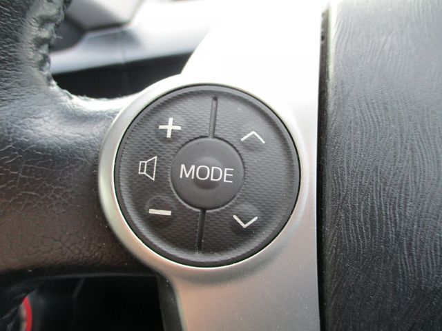 Toyota AQUA 2012-06 8017-15
