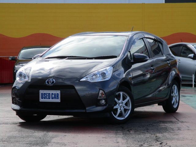 Toyota AQUA 2012-06 8017-0