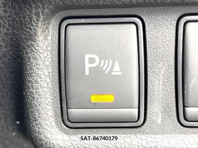 Nissan NOTE 2019-04 365474-6