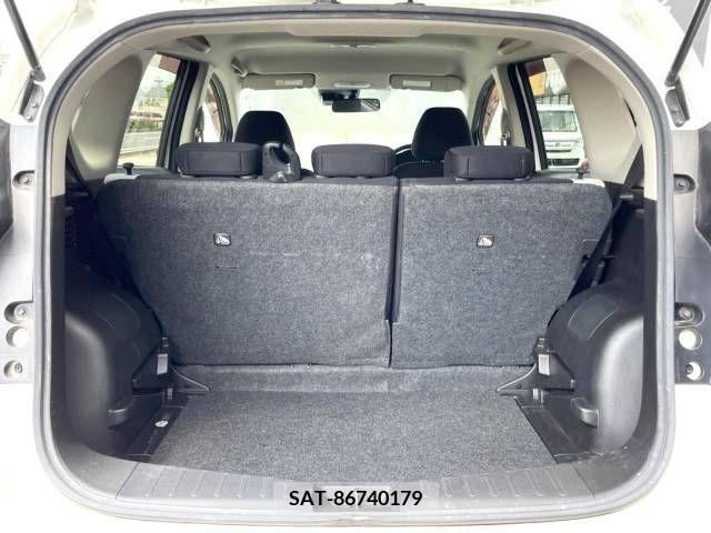 Nissan NOTE 2019-04 365474-14