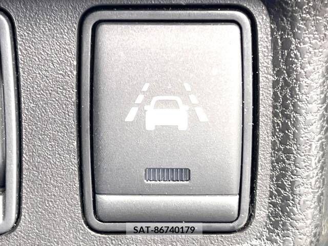 Nissan NOTE 2019-04 365474-5