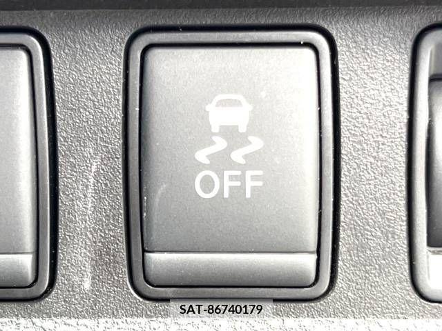 Nissan NOTE 2019-04 365474-4