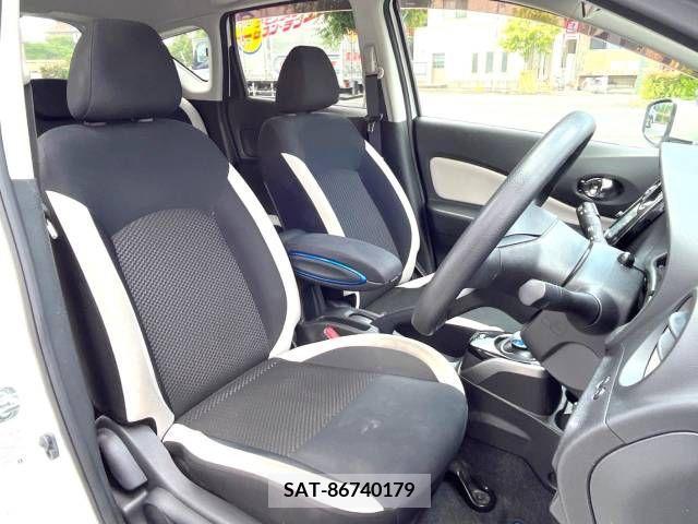 Nissan NOTE 2019-04 365474-12