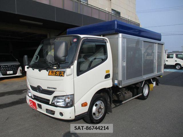 Hino DUTRO 2018-03 374682-0