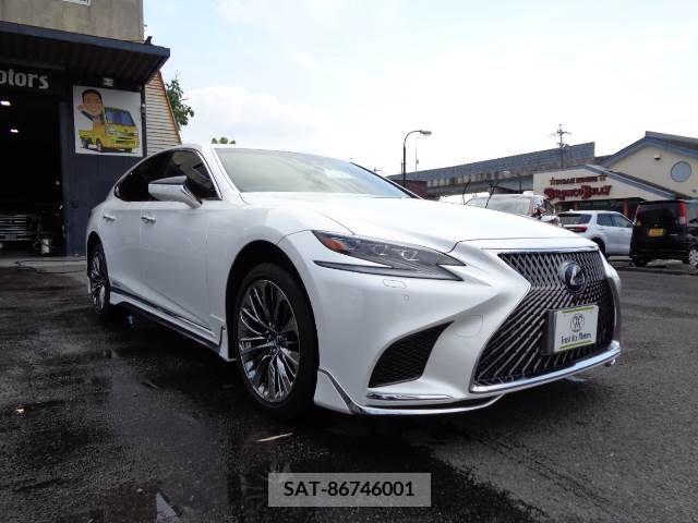 Lexus LS 2018-04 334446-18
