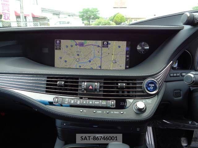 Lexus LS 2018-04 334446-4