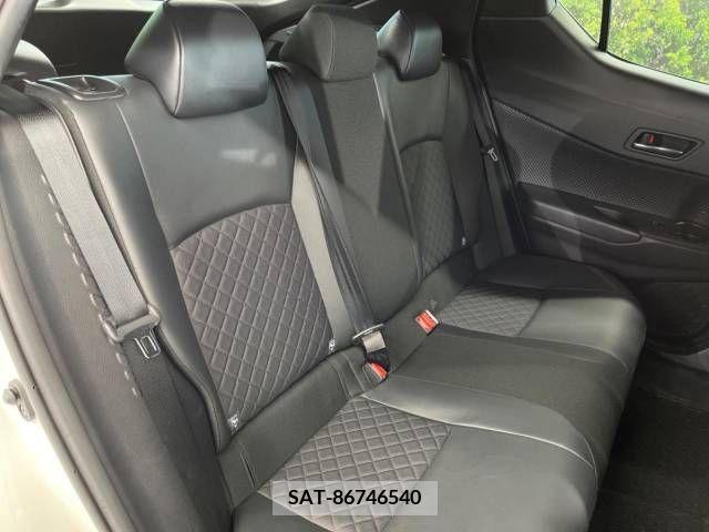 Toyota C-HR 2020-09 342495-9