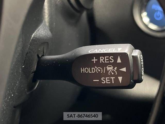 Toyota C-HR 2020-09 342495-6