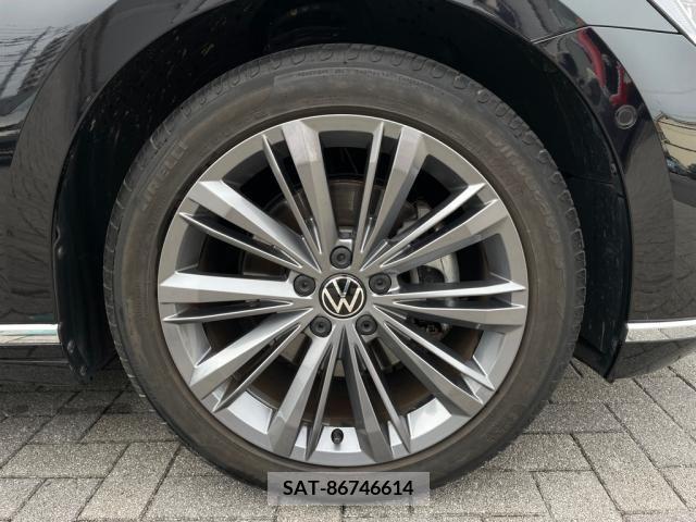 VolksWagen PASSAT VARIANT 2021-12 332637-1