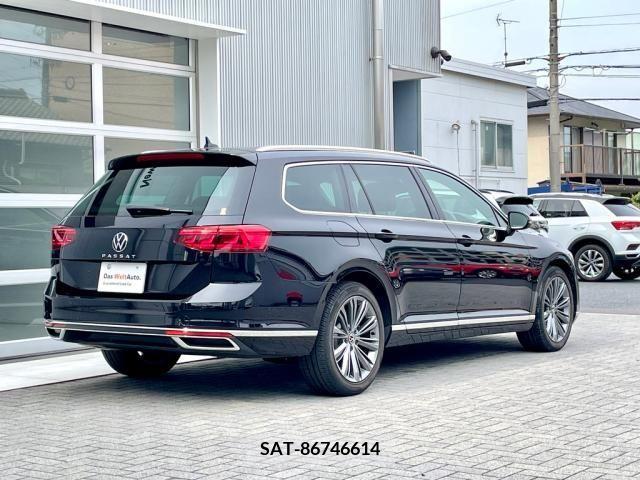 VolksWagen PASSAT VARIANT 2021-12 332637-9