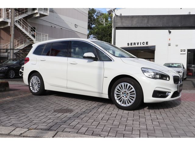 Bmw 2 SERIES 2016-03 4192-3