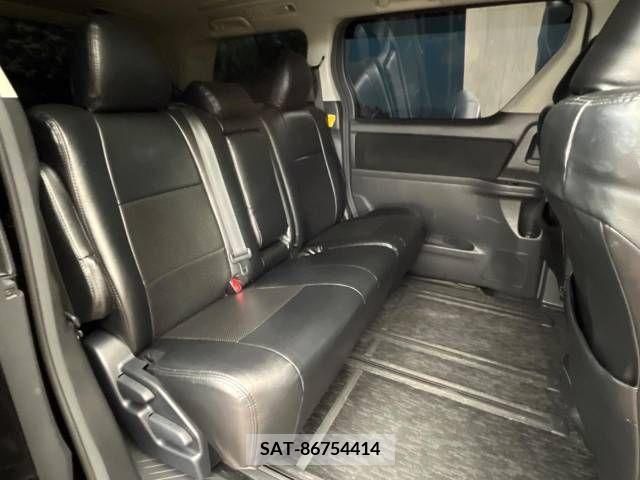 Toyota VELLFIRE 2013-12 288111-9