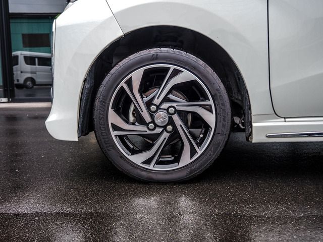 Daihatsu MOVE CUSTOM 2018-03 187577-12