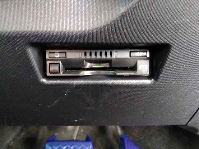 Toyota AQUA 2019-01 21049-12