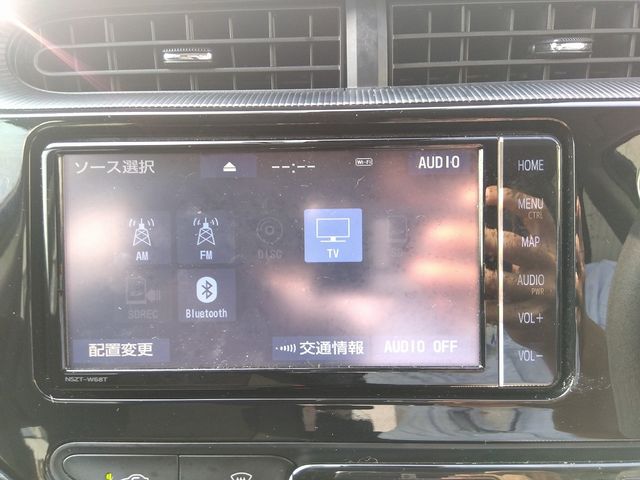 Toyota AQUA 2019-01 21049-4